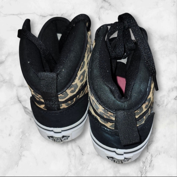 Girls Vans Leopard Print High Top Sneakers - Picture 2 of 7